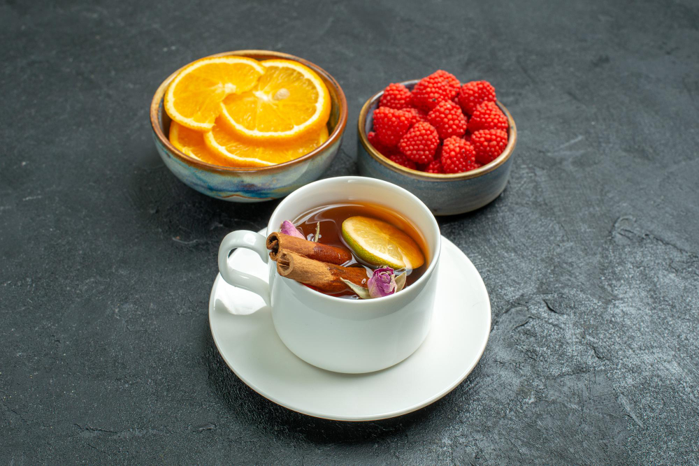 The 4 O'Clock Refresh Combo (Fruit Tea & Light Bites)